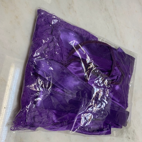 NWT Short Purple Robe - Picture 3 of 3